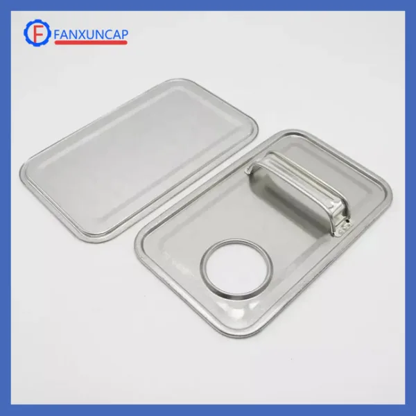 assembled top and bottom tin accessories